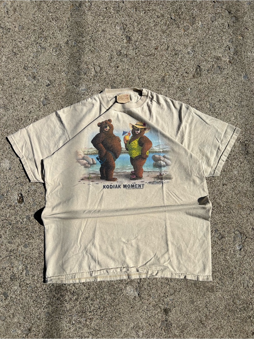 The Mountain Beige Graphic 'Kodiak Moment' Short Sleeve Tee